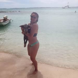 Meet your Posher, Jenna irene